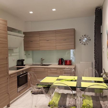 Laura White Tower Apartment Солун Екстериор снимка