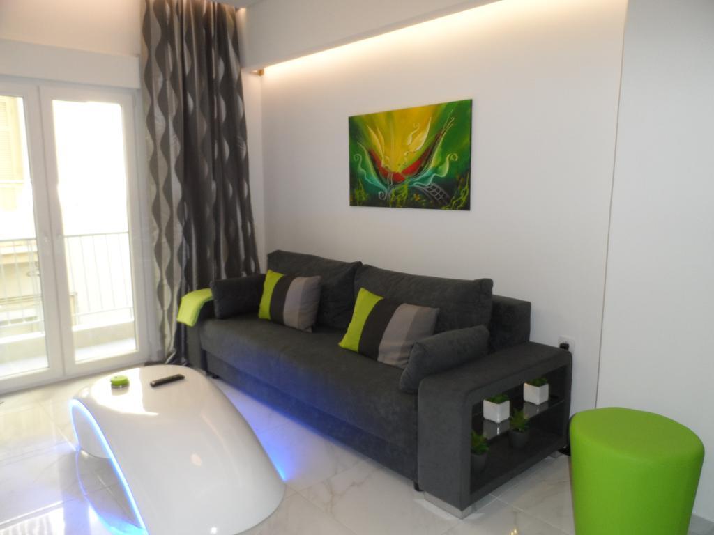 Laura White Tower Apartment Солун Екстериор снимка