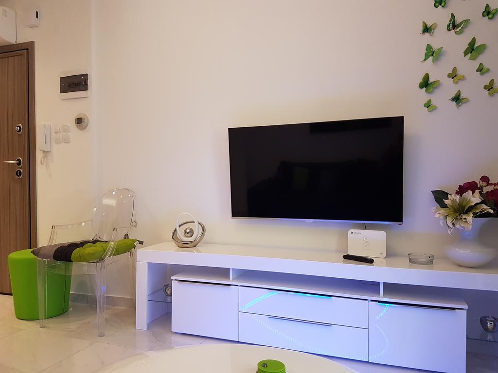 Laura White Tower Apartment Солун Екстериор снимка