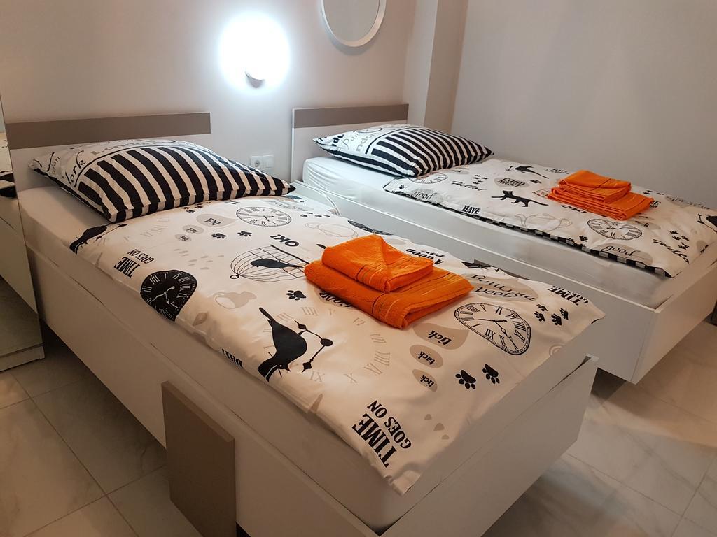 Laura White Tower Apartment Солун Екстериор снимка
