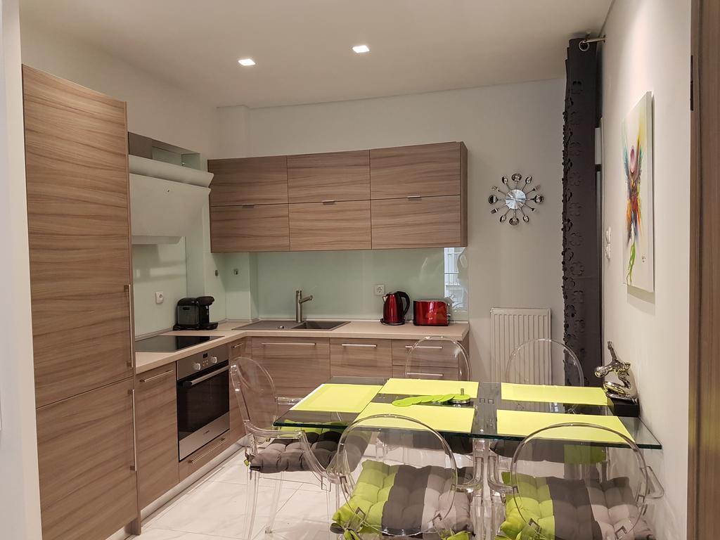Laura White Tower Apartment Солун Екстериор снимка